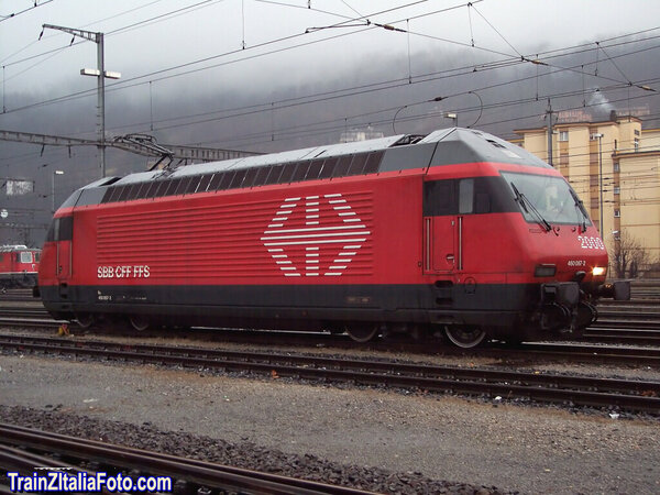 Re460 067-2 in sosta a Chiasso